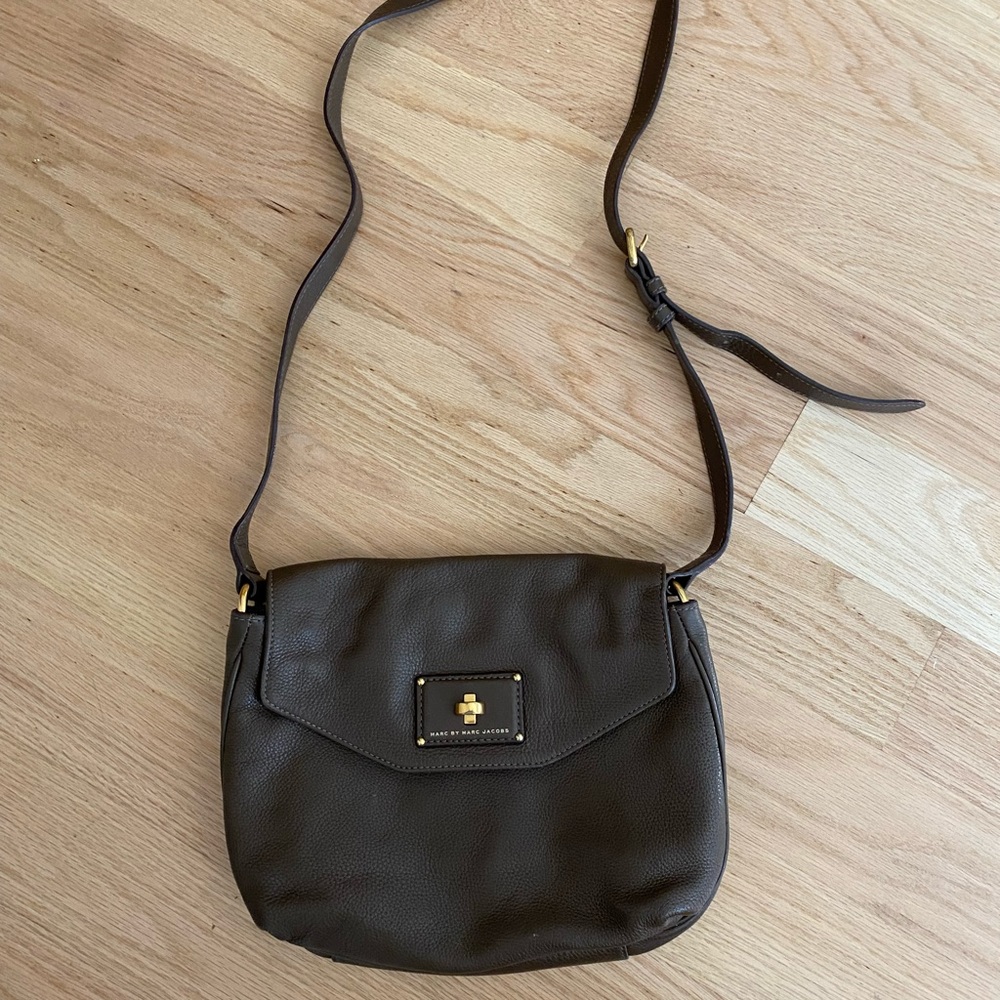 Marc jacobs crossbody taupe